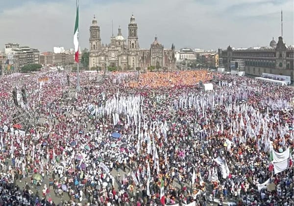 ¡ASISTEN 600 MIL MORENISTAS AL ZÓCALO A LOS FESTEJOS POR LOS 7 AÑOS DE LA 4T! - Y CONTADITOS