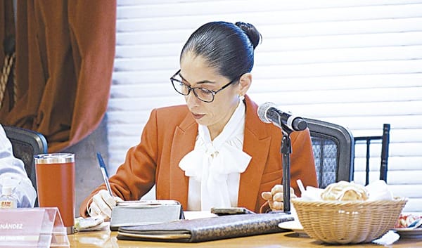 ¡RENUNCIA VERÓNICA! - SIEMPRE SI