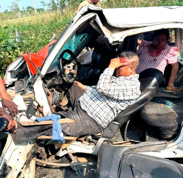 ¡CARRETERAZO! - UN MUERTO Y 8 HERIDOS EN BRUTAL CHOQUE EN RODRÍGUEZ CLARA