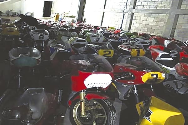 ¡DECOMISAN MEDALLAS OLÍMPICAS Y MOTOS DEL EX ATLETA RYAN WEDDING!