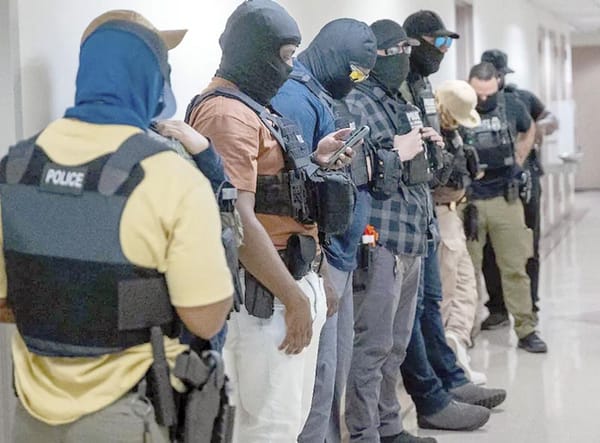 ¡ICE INGRESA SIN ORDEN JUDICIAL A ALBERGUES DE NUEVA YORK!