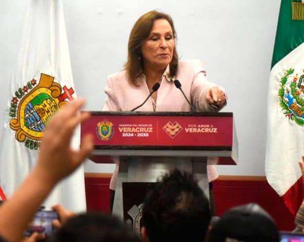 ¡QUIEREN A LOS TIBURONES! - ÁNDALE