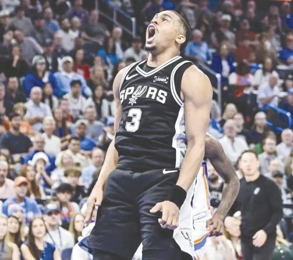 ¡LE TOMAN LA MEDIDA LOS SPURS AL CAMPEÓN THUNDER!
