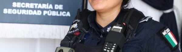 ¡APARECE AUTO ABANDONADO CON IMPACTOS DE ARMA DE FUEGO!