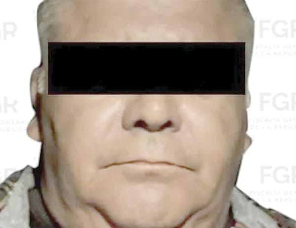 ¡DETIENE FGR A GENERAL LIGADO A GARCÍA LUNA!