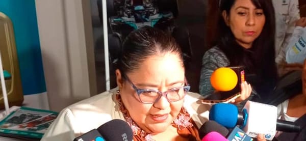 ¡ESCASEZ DE MESEROS!