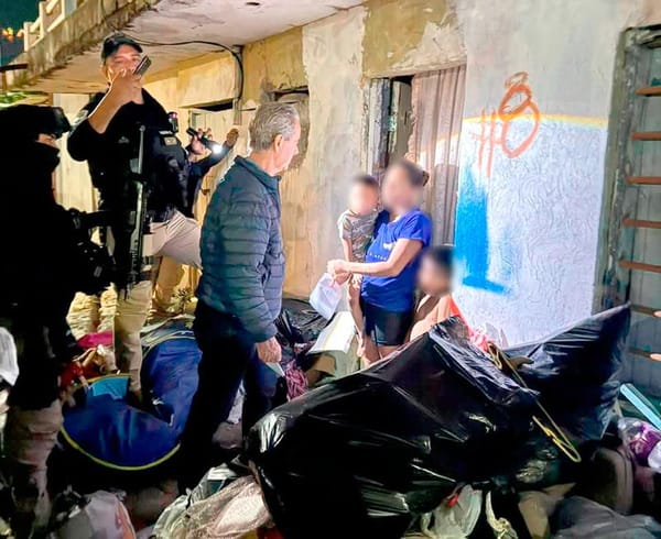 ¡AUXILIAN A DOS MENORES EN BOCA!