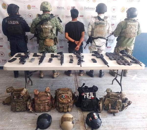 ¡SE AGARRARON A PLOMAZOS! - DOS DETENIDOS Y DECOMISO DE UN ARSENAL EN EL MUNICIPIO DE CUICHAPA