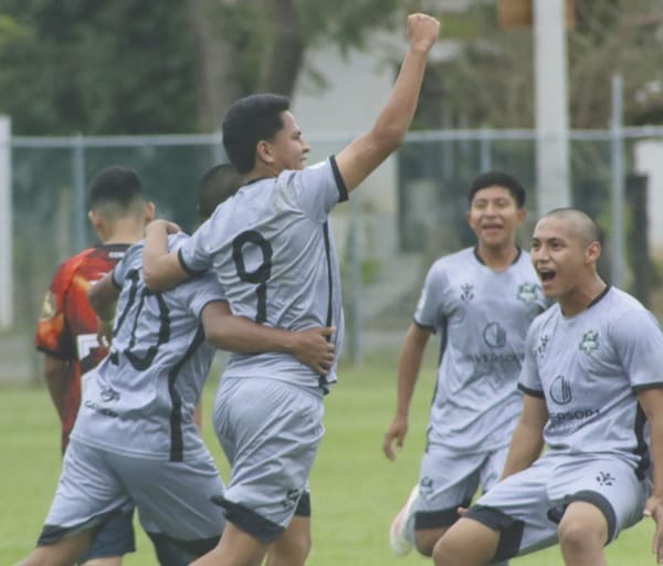¡TRIUNFAN TIBURONES NEGROS EN LA TDP, 2-1! - YA EN SU CASA...