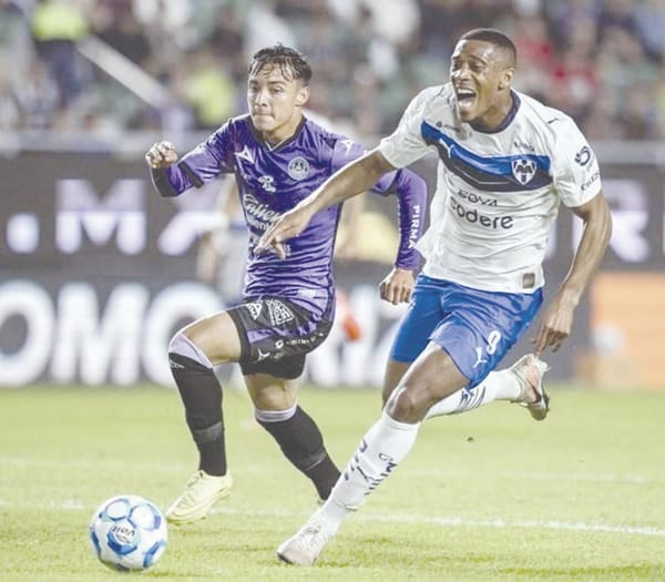 GOLEA RAYADOS 5-0… ¡Y ANOTA MARTIAL!