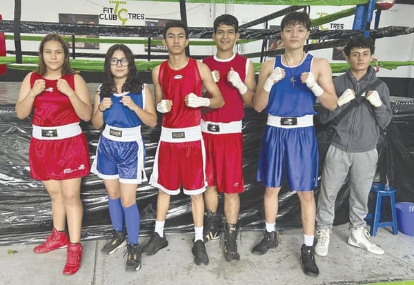 ¡BRILLAN EN LA ELIMINATORIA MUNICIPAL DE BOXEO RUMBO A LA OE!