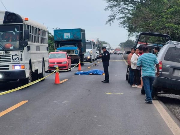 ¡MUERE MUJER POR MOTOCICLETAZO EN EL PANDO!