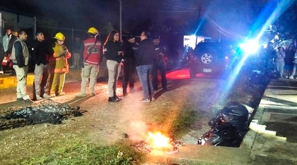 ¡POBLADORES QUERÍAN LINCHAR A ‘LOS PAYASOS’!