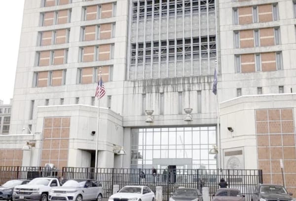 ¡NICOLÁS MADURO SE ENCUENTRA DETENIDO EN UNA CÁRCEL CONFLICTIVA DE BROOKLYN!