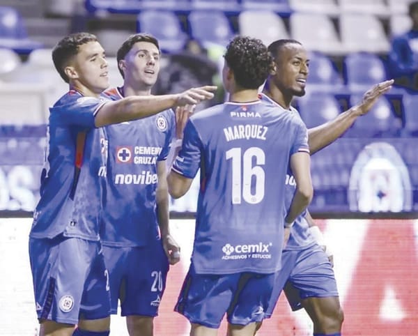 ¡SUFREN PERO CRUZ AZUL SUMA ANTE PUEBLA, 1-0!