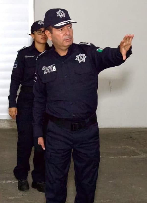 ¡ROBAN 15 CELULARES DE ALTA GAMA EN ASALTO A EMPRESA DE TELEFONÍA!