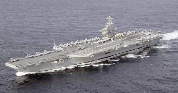 ¡PORTA-AVIONES NUCLEAR ABRAHAM LINCOLN LLEGA A MEDIO ORIENTE!