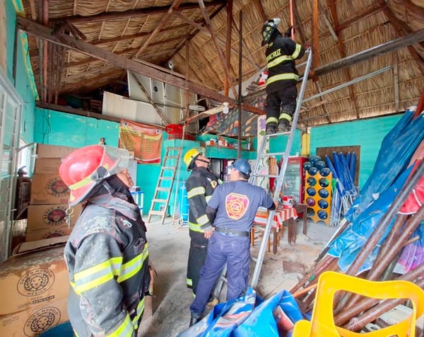 ¡SE QUEMÓ RESTAURANTE “CECY” EN VILLA DEL MAR!