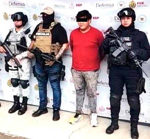 ¡CAE TRABAJADOR DEL ADO POR ABUSAR DE UNA NIÑA!