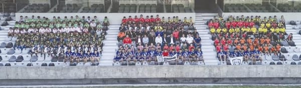 ¡FINALISTAS DE LA LIGA “PIRATA FUENTE” SE TOMA LA FOTO OFICIAL!