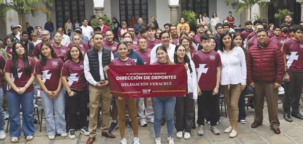 ¡ROSA MARÍA ABANDERA A SUS DEPORTISTAS!