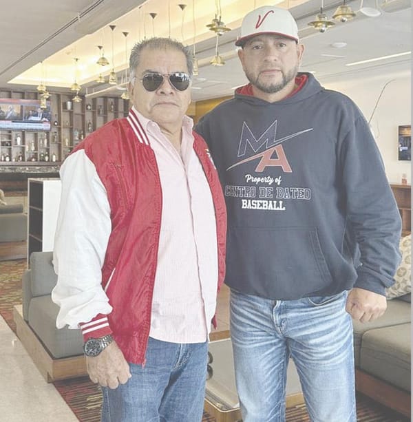 ¡”MOSCO” ARREDONDO Y EMILIO MORALES TRABAJAN POR EL BÉISBOL!