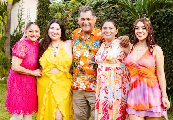 NUEVA LICENCIADA EN DERECHO