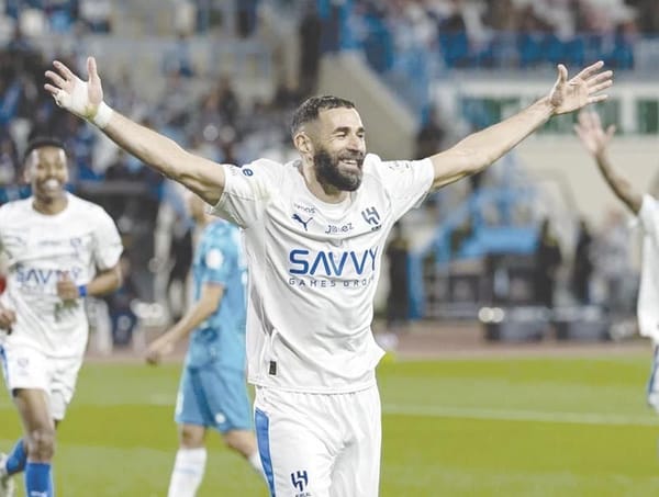 ¡DEBUTA BENZEMA CON TRES GOLES CON EL AL-HILAL!