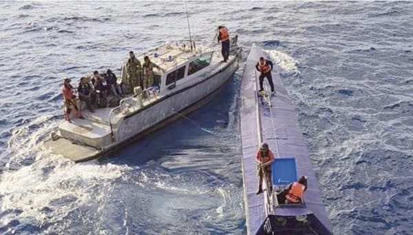 ¡SEMI-SUMERGIBLE TRAÍA 4 TONELADAS DE COCAÍNA! - OPERATIVO “TRITÓN”