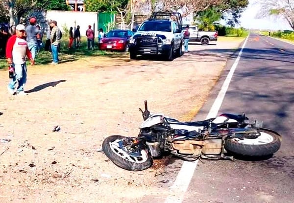 ¡MUERE INSTRUCTOR DEL CONAFE EN FATAL ACCIDENTE CARRETERO!