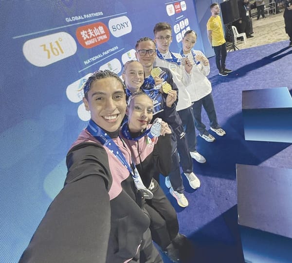 ¡GANAN ONDINAS ORO EN COPA DEL MUNDO DE NATACIÓN ARTÍSTICA!