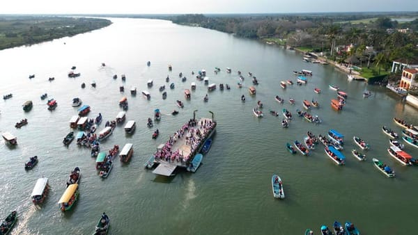 ¡PASEAN A LA VIRGEN DE LA CANDELARIA! - EN EL TLACOTALPAN