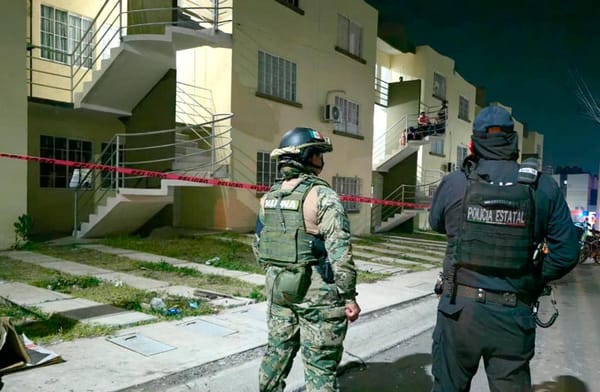 ¡LOCALIZAN MUJER SIN VIDA EN LOMAS DE RÍO MEDIO 4!