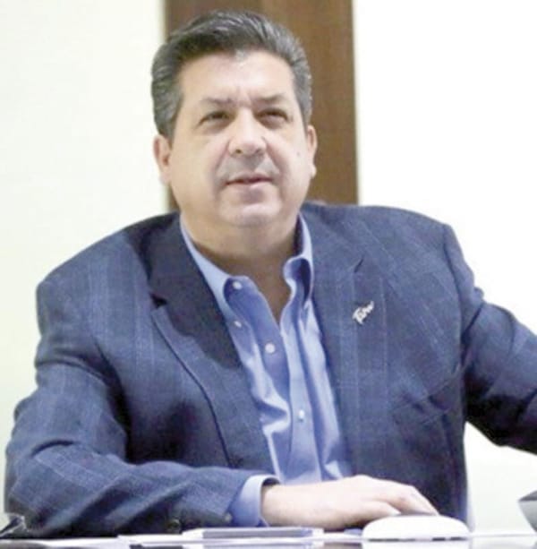 ¡NIEGAN AMPARO A CABEZA DE VACA Y CUATRO FAMILIARES!