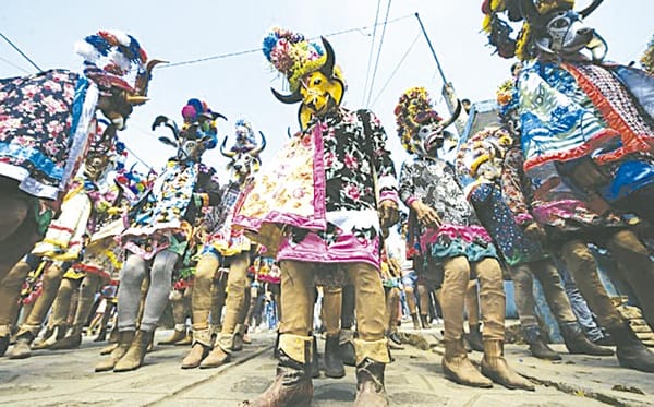¡EL CARNAVAL DE ALTO TÍO DIEGO PRESERVA TRADICIÓN AFROMESTIZA!
