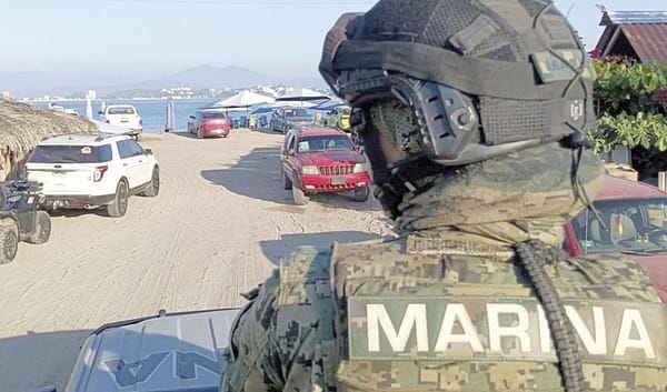 ¡ASEGURA MARINA ARMAS, CARTUCHOS Y RADIOS!