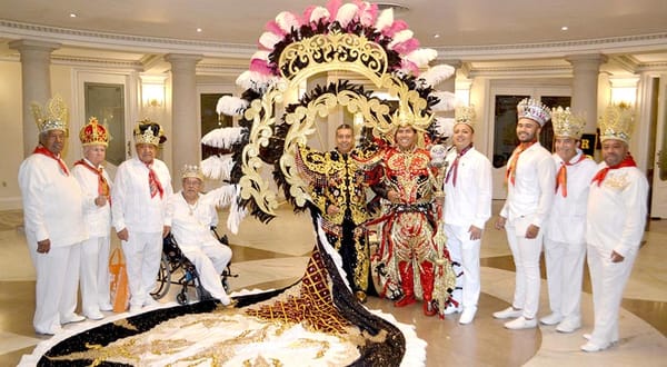 “NAYO I” RECIBE CORONA COMO REY DE LA ALEGRÍA DEL CARNAVAL DE VERACRUZ 2026