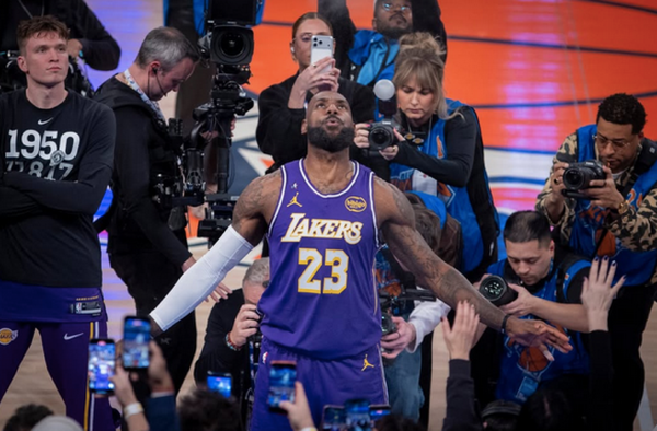 ¡LEBRON SERÁ RESERVA EN JUEGO DE ESTRELLAS DE LA NBA!