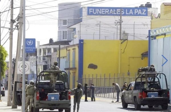 ¡BLINDAN FUNERARIA POR VELORIO DE “EL MENCHO”!