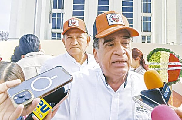 ¡DESABASTO EN HOSPITALES DE PEMEX! - NO TIENEN NI CURITAS...