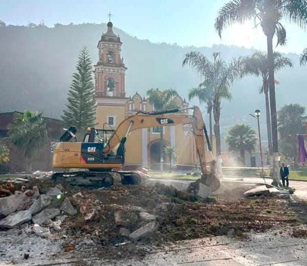 ¡TIRAN BARDA DE LA IGLESIA!