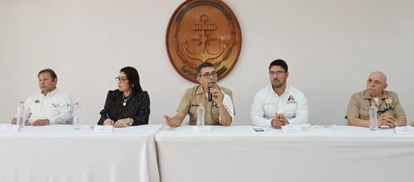 ¡LE ECHAN MONTÓN A LAS PLAYAS! - *En la contingencia de hidrocarburos en la franja costera  veracruzana