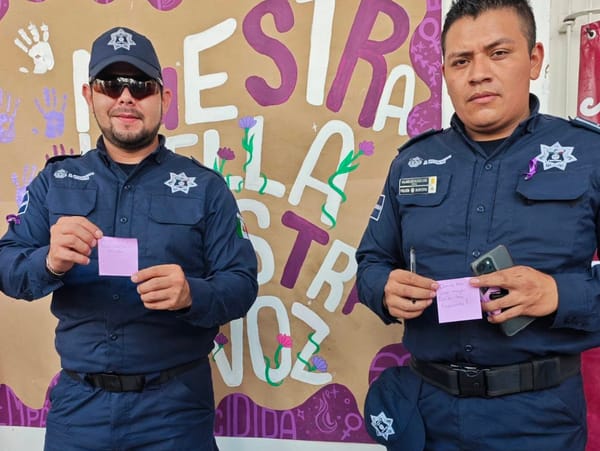 ¡ATRACAN A ASESORA DE VENTAS Y LA DESPOJAN DE 3 MIL PESOS Y UN CELULAR!