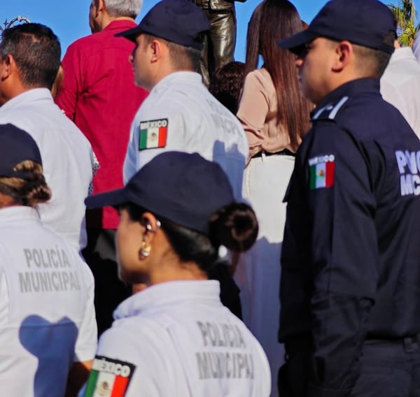 ¡EL ASALTANTE DE CHOCOLATE ROBÓ DOS VECES EL OXXO EN PRIVANZAS!