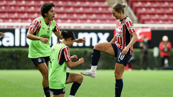 ¡CHIVAS SE LLEVÓ EL CLÁSICO FEMENIL!