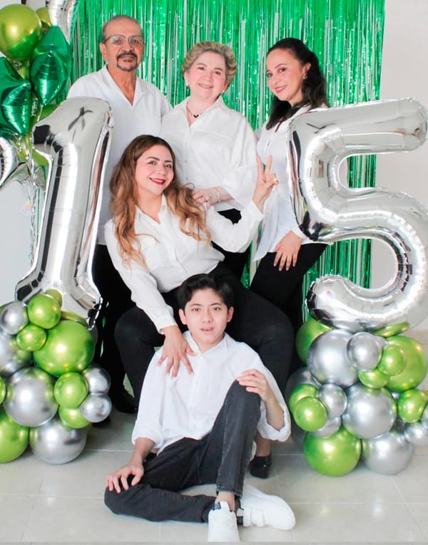 Kenji Miyasaki Martínez celebra sus XV primaveras