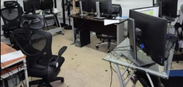 ¡EL GUIÓN DE LOS EXTORSIONADORES: DECOMISAN MANUALES Y BASES DE DATOS EN OPERATIVO MASIVO!